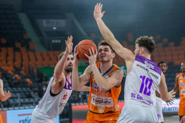 沙特作为亚 沙特作为亚