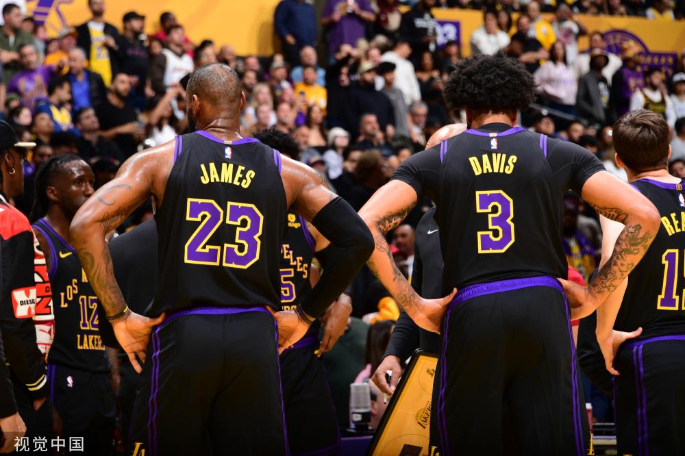 客战青岛有望迎来首秀，辽宁男篮外援詹姆斯-韦伯三世完成注册.