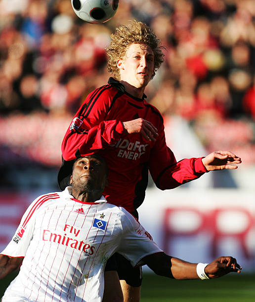 士的神经 士的神经